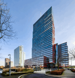 P.J. Oudweg 4 in Almere